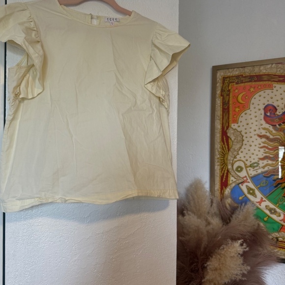 Used , TCEC  Women’s Ruffle Sleeve Top, Cream Colored, Size Medium - Picture 4 of 4